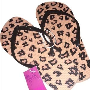 Personal Identity Cheetah Fiji Flip Flops NWT